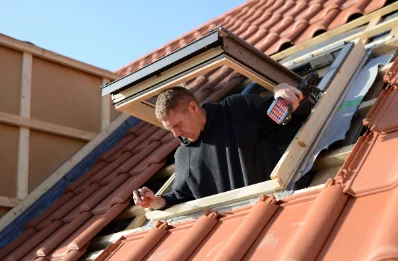 Pose de fenêtres de toit Velux à Montrouveau